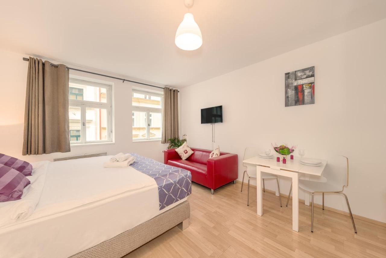 Prague City Stay Rohacova ภายนอก รูปภาพ
