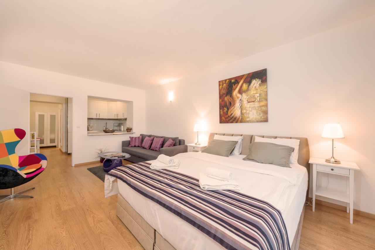 Prague City Stay Rohacova ภายนอก รูปภาพ